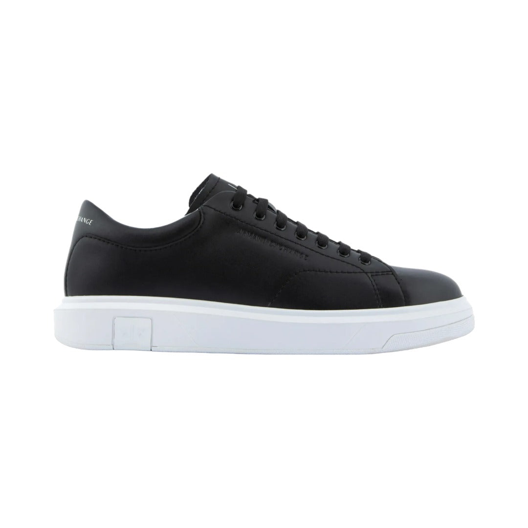 Scarpe Armani Exchange Sneakers in action leather XUX123